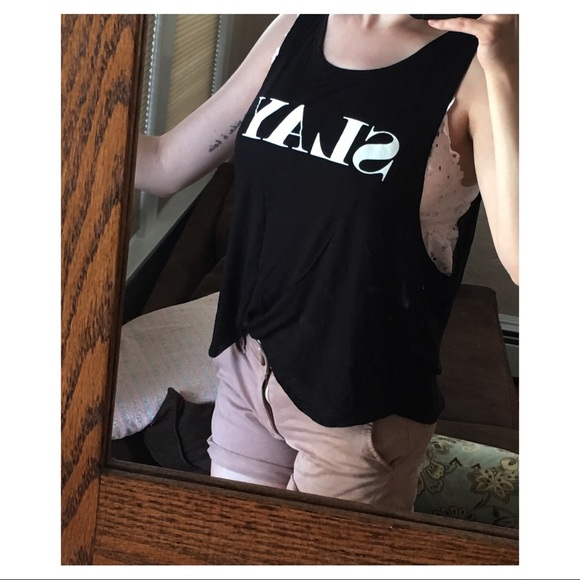 LIQUIDATION SALE - Picture 5 of 6