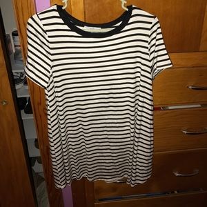 Stripped flowy dress