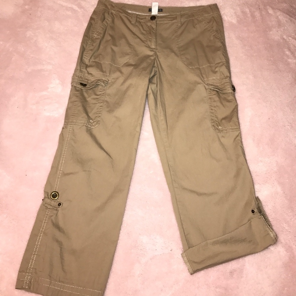 Cargo style capris