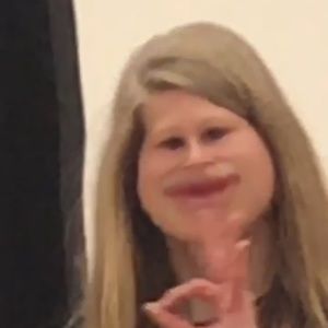 Meet your Posher, Abby