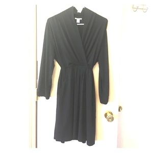 V-cut Dress with Pockets