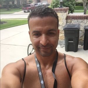 Meet your Posher, Curtis