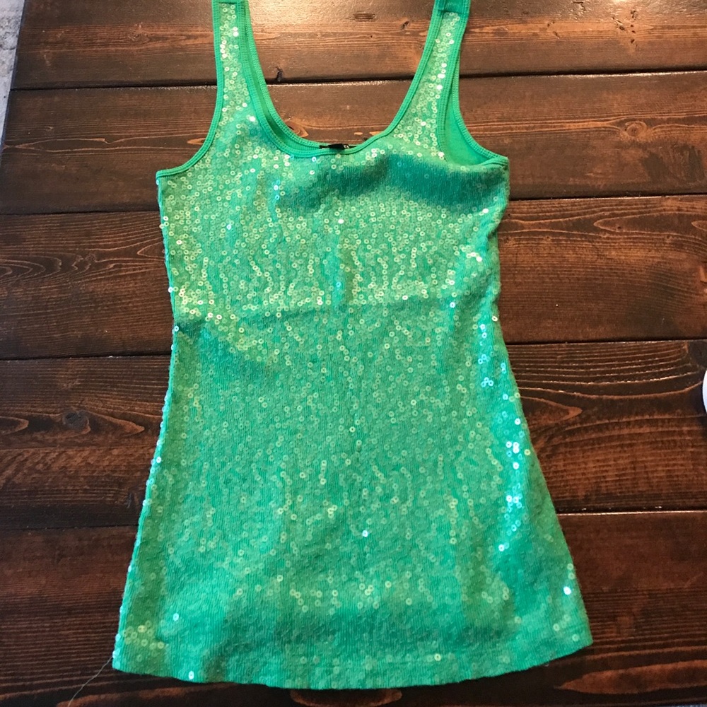 Express size small sequin tank. New without tags