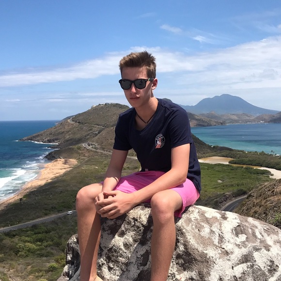 Meet your Posher, Brody - Picture 1 of 1