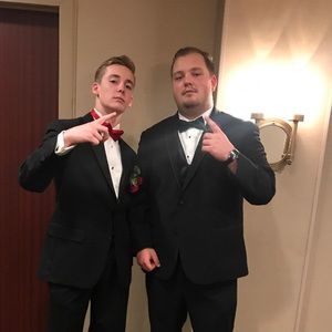 Meet your Posher, Connor