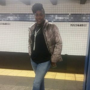 Meet your Posher, Sacheen