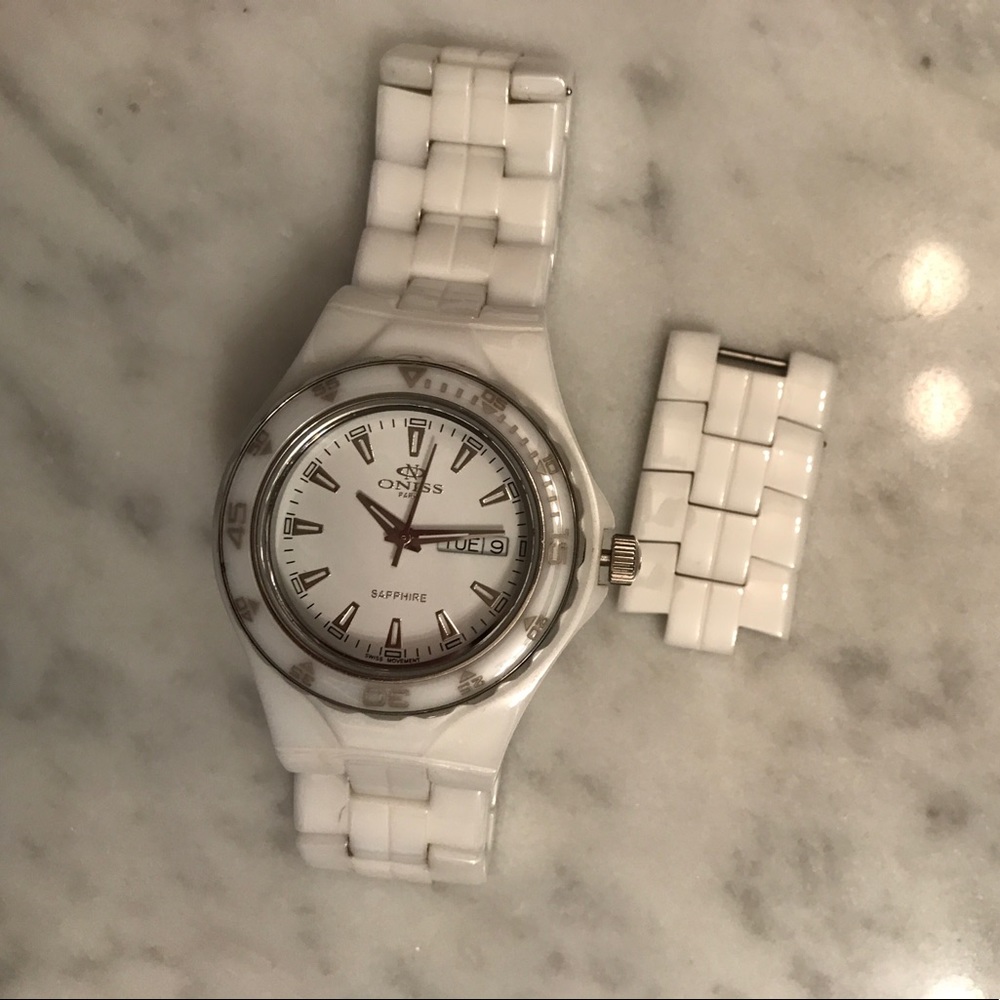 White, 38mm , ceramic Oniss watch