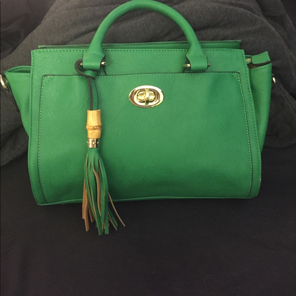 NWT Green satchel bag ✨BRAND NEW✨