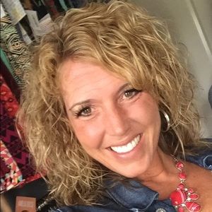 Meet your Posher, Allyson