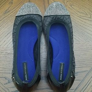 Dana Buchman Flats