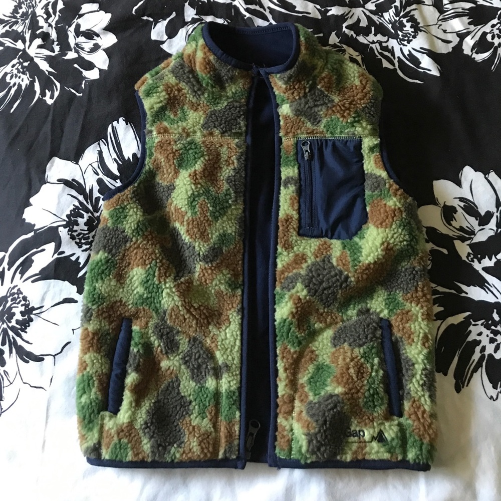 5T Gap Camp Vest new no tag