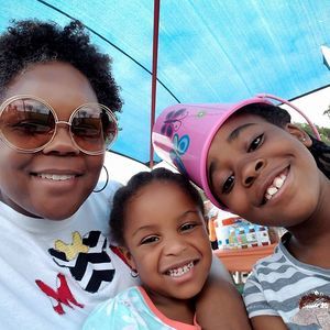 Meet your Posher, Aisha