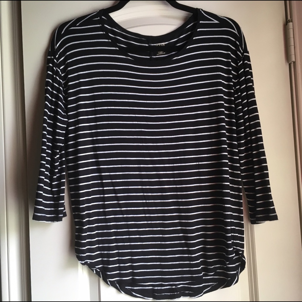 cute striped shirt!
