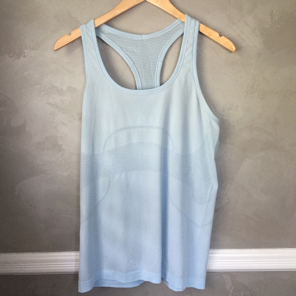 Lululemon tank