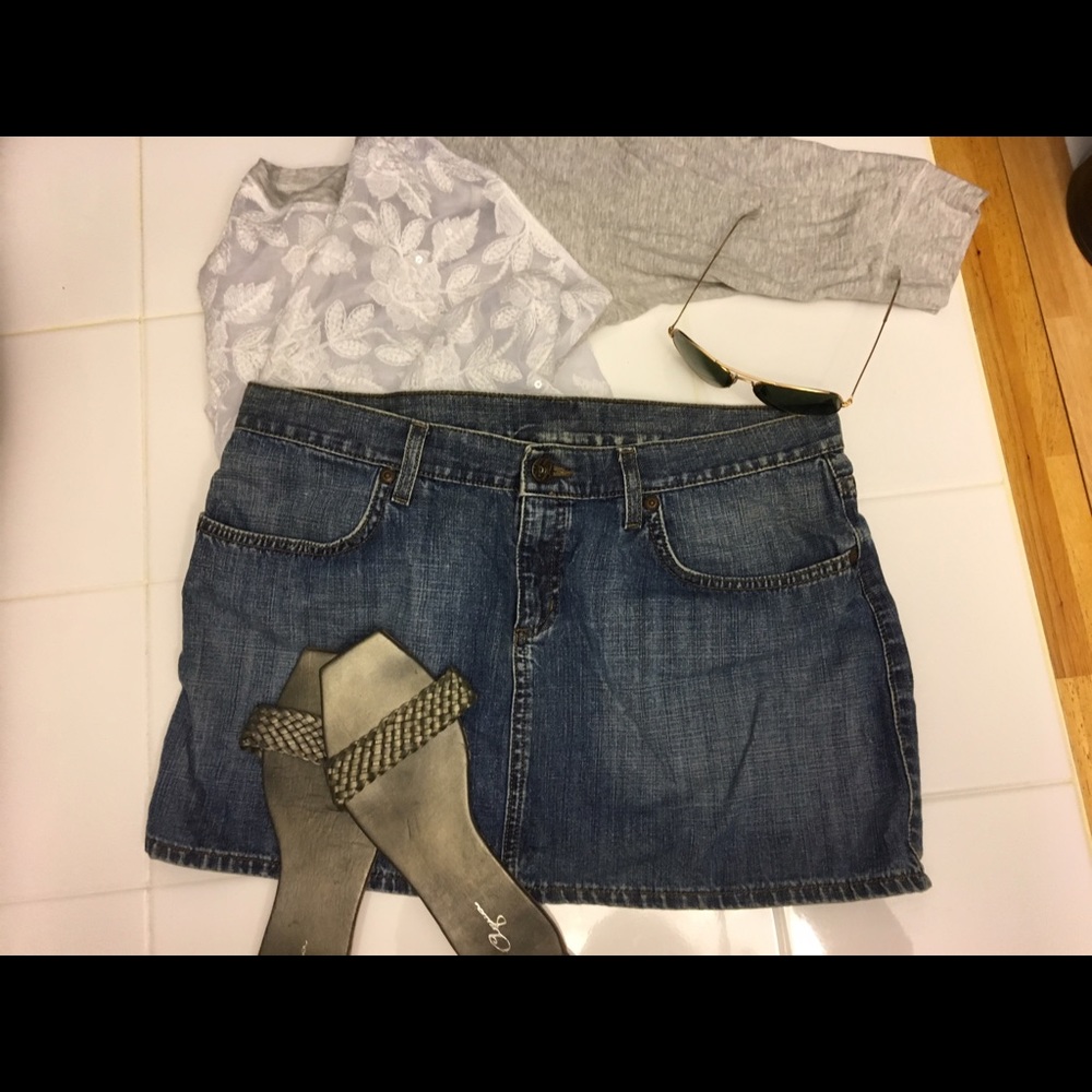 Mavi micro-mini skirt ( size large)