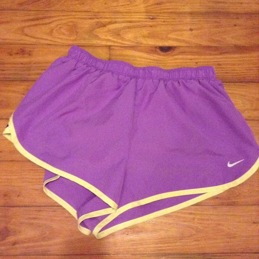 Nike Dri-fit running shorts 🌷