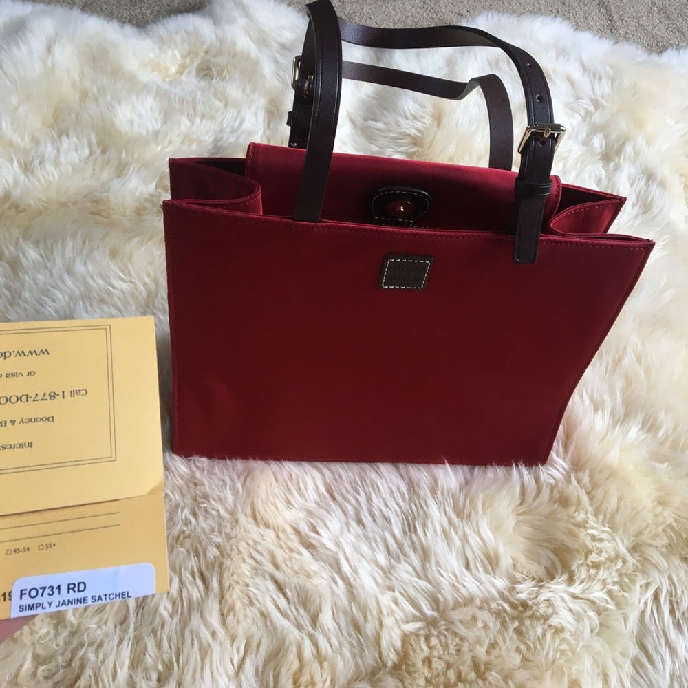 NWOT imply Janine Satchel(red)