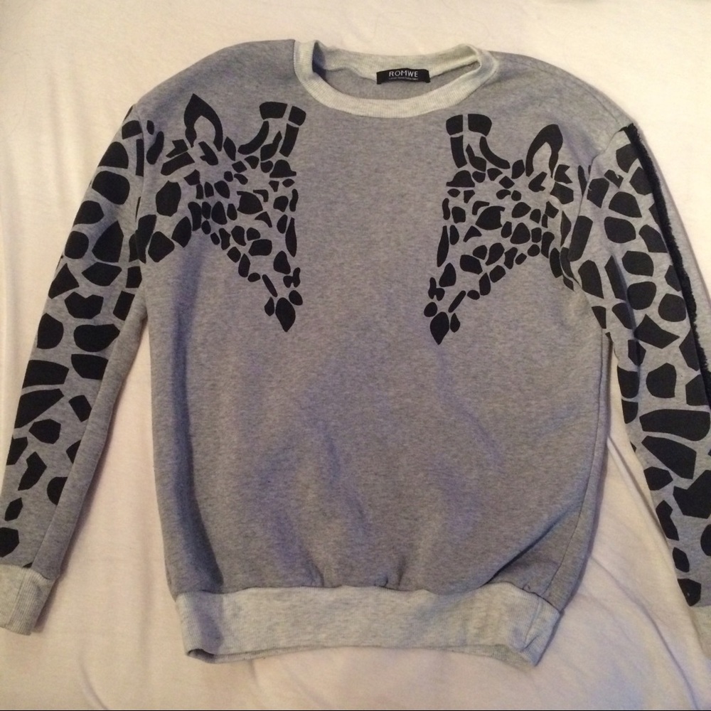 Giraffe Crew Neck