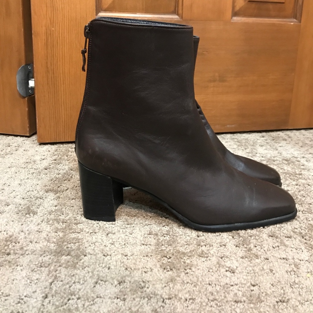Stuart Weitzman ankle boots (In Box)