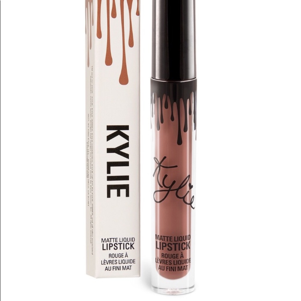 Kylie Cosmetic Lip Kit
