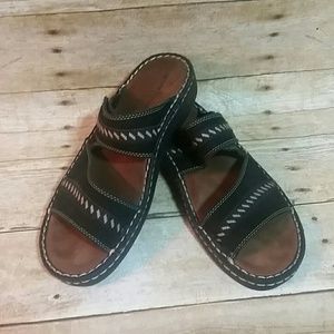 Minnetonka Wide Velcro Strap Slip on sandals