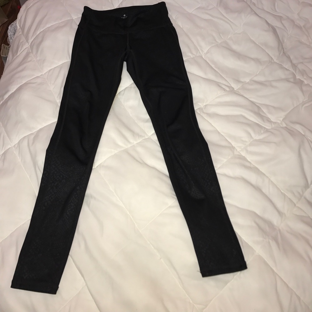 Athleta Black Highwaist Chaturanga Serpent Tight