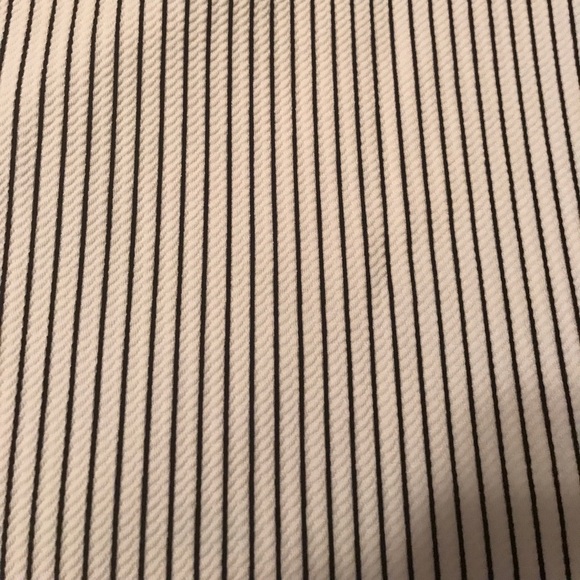 Forever 21 Small Mini Skirt - Picture 2 of 2