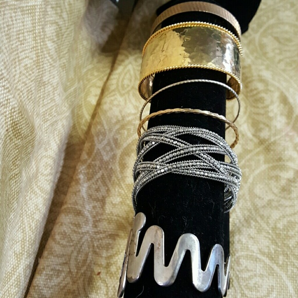 Bracelets - Picture 2 of 2