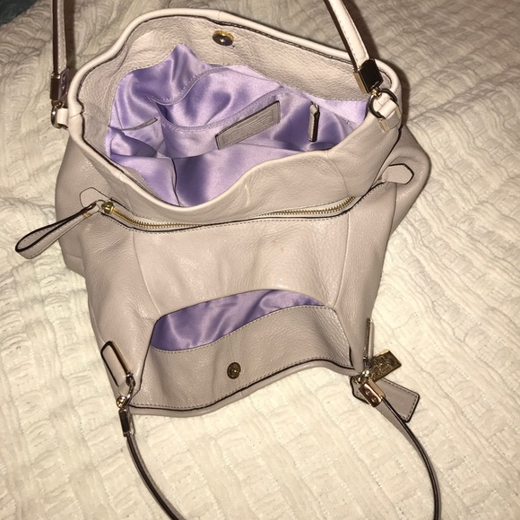 COACH leather shoulder bag! - Picture 2 of 3