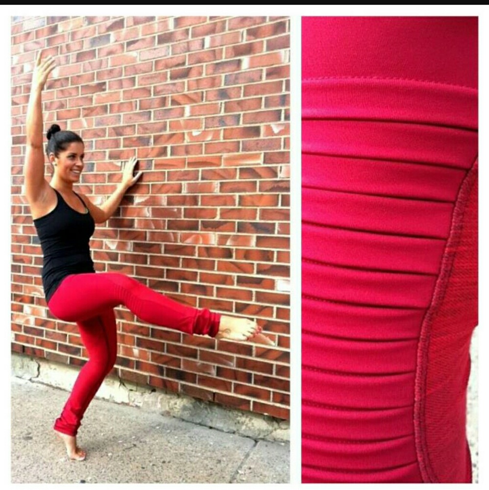 Lululemon Virtue Energy Pant in Cranberry sz 4