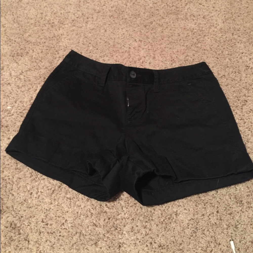 Old Navy black shorts