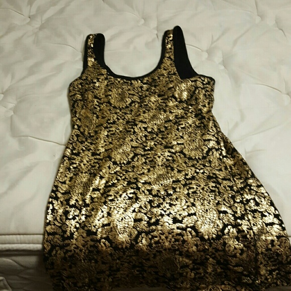 Tank Top - Picture 2 of 2