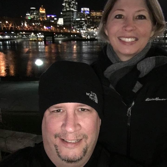 Meet your Posher, Sandy - Picture 1 of 1