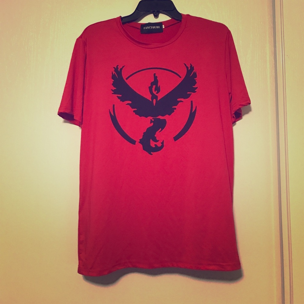 Pokémon Team Valor Lightweight T-Shirt