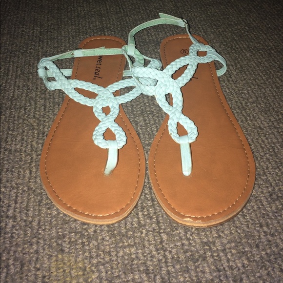 Light Blue Gladiators - Picture 1 of 4