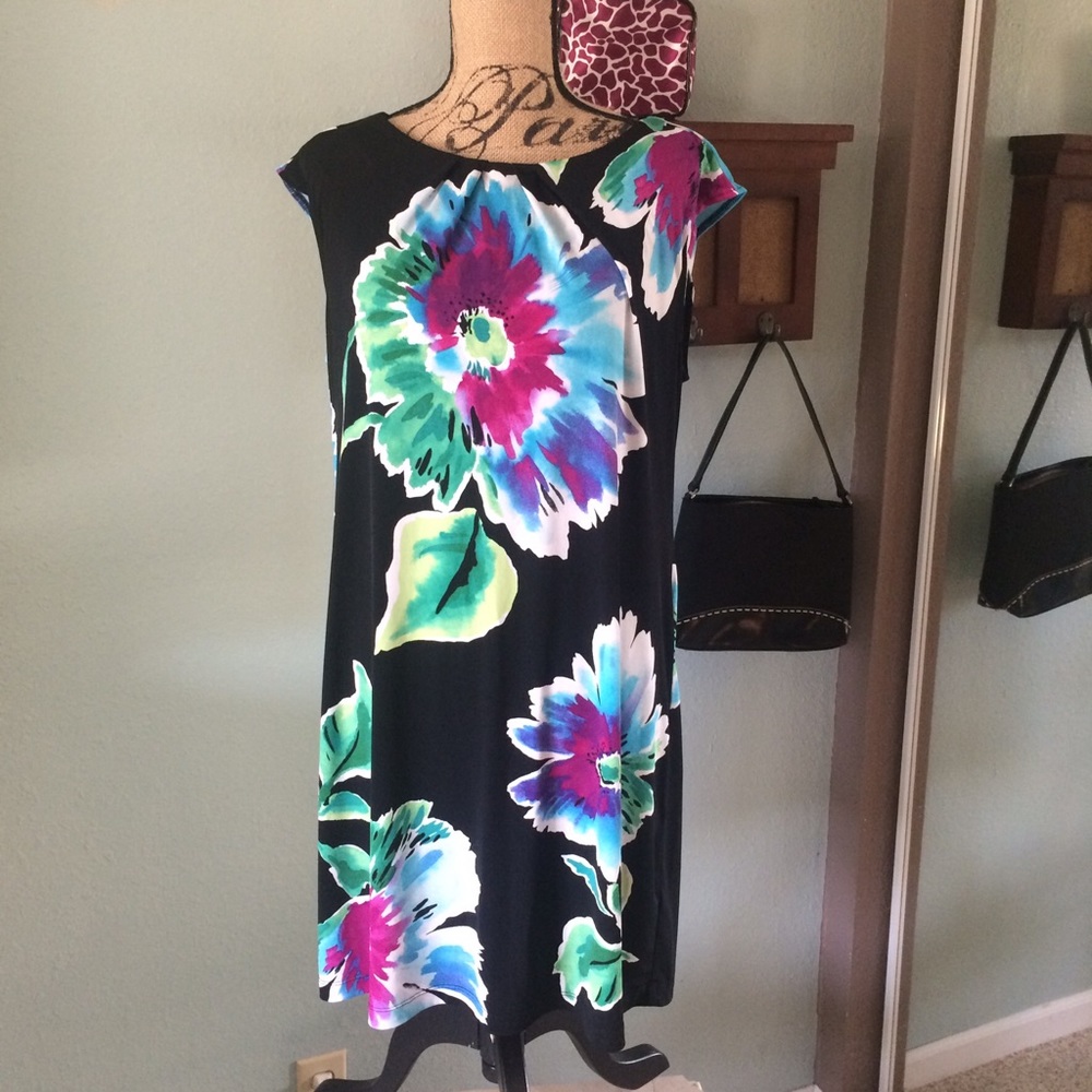 Classy comfortable light summer dress