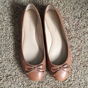 Banana Republic Flats