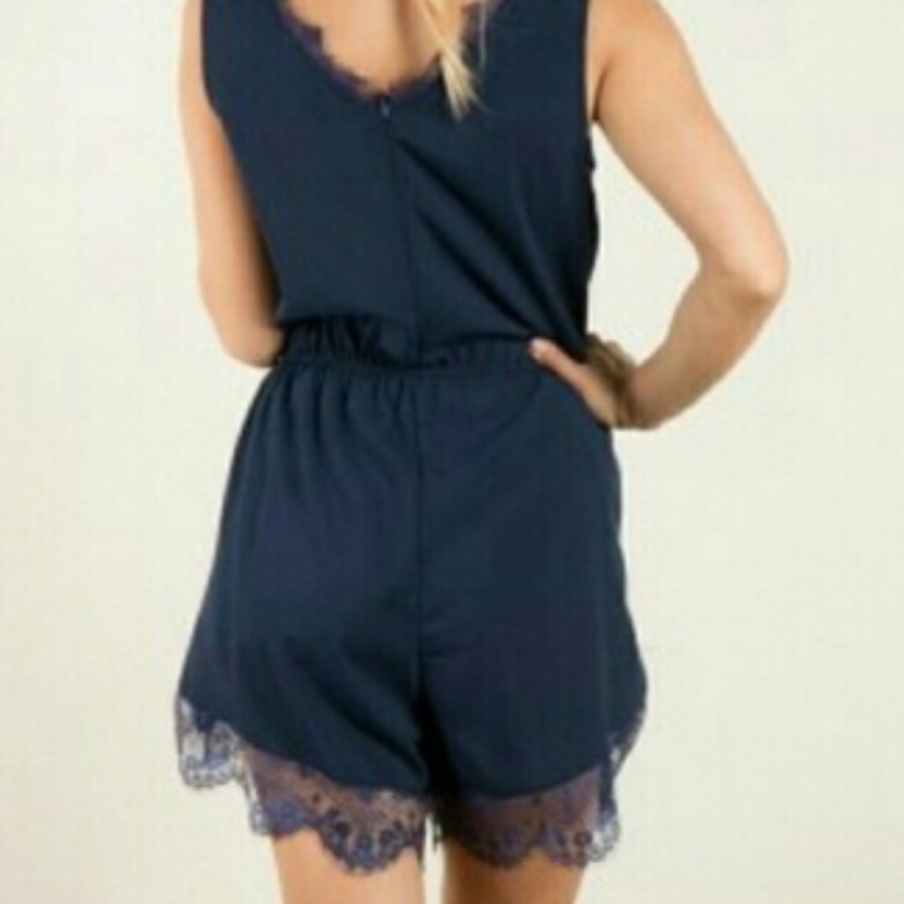 💕Pretty Romper💕 - Picture 3 of 5