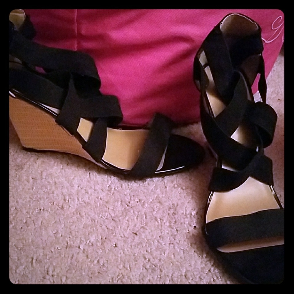 Ann Taylor black casual wedges