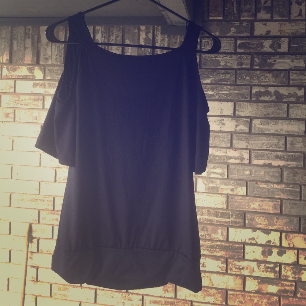 Cold shoulder navy blue tank