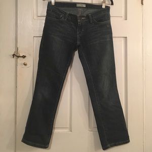 American Eagle Cropped Jean