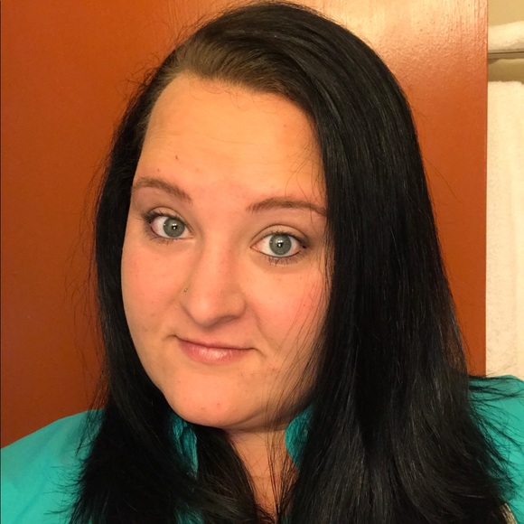 Meet your Posher, Shawntia - Picture 1 of 1