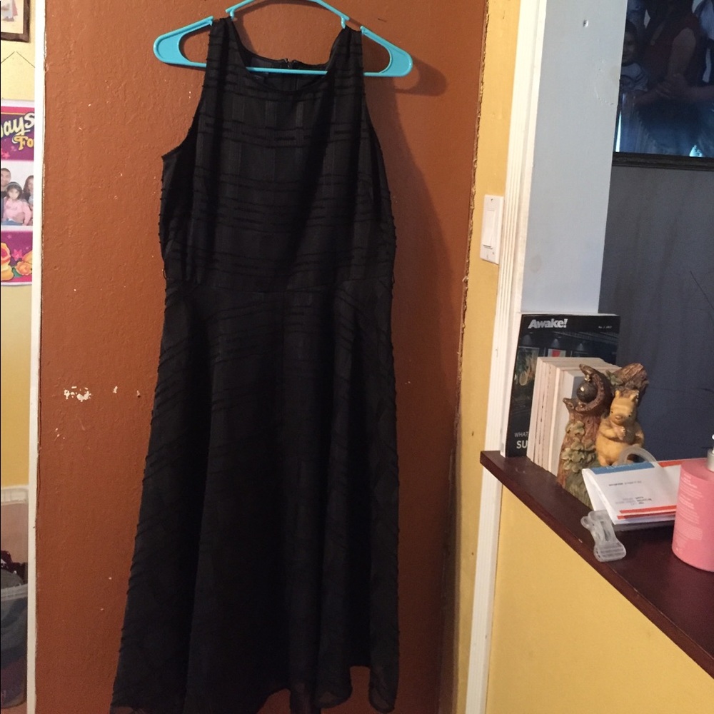 Long black dress