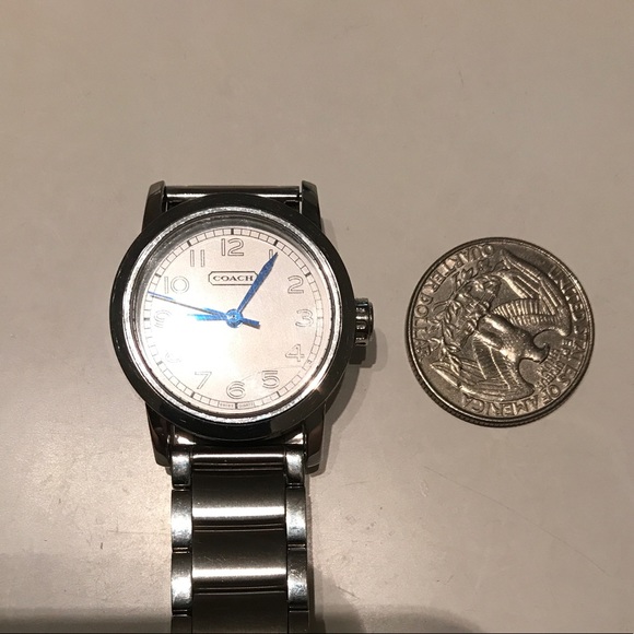 Coach ladies watch - Picture 8 of 8
