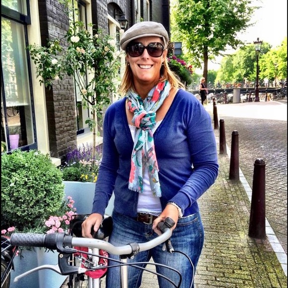 Meet your Posher, Sara - Picture 2 of 6