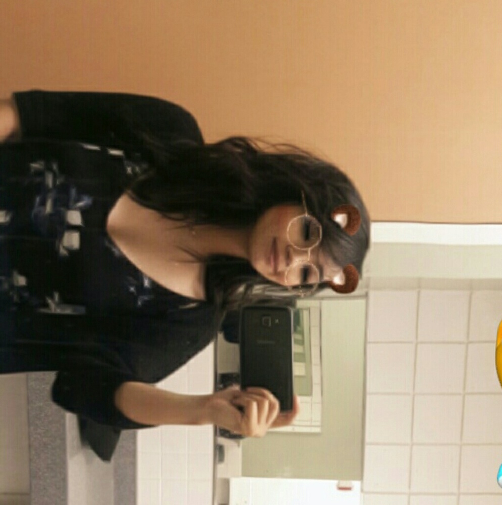 Meet your Posher, Jade