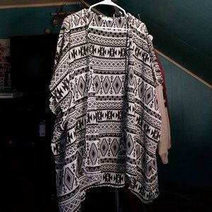 Aztec Printed Kimono *OPEN TO OFFERS*