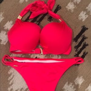 VS Red Bikini 👙 NWOT 34DD/L