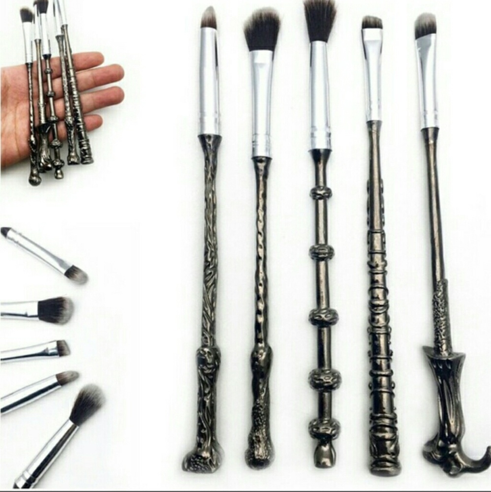 🍃🌞🌻HARRY POTTER MAKEUP BRUSHES🌻🌞🍃 - Picture 4 of 8