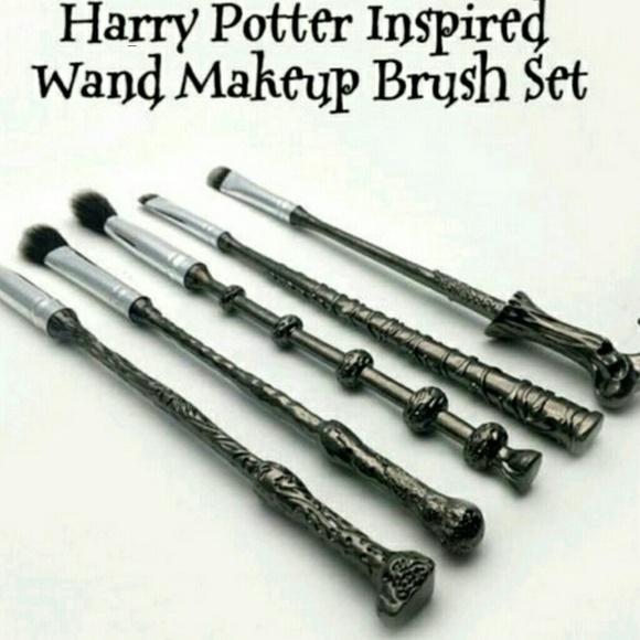 🍃🌞🌻HARRY POTTER MAKEUP BRUSHES🌻🌞🍃 - Picture 2 of 8